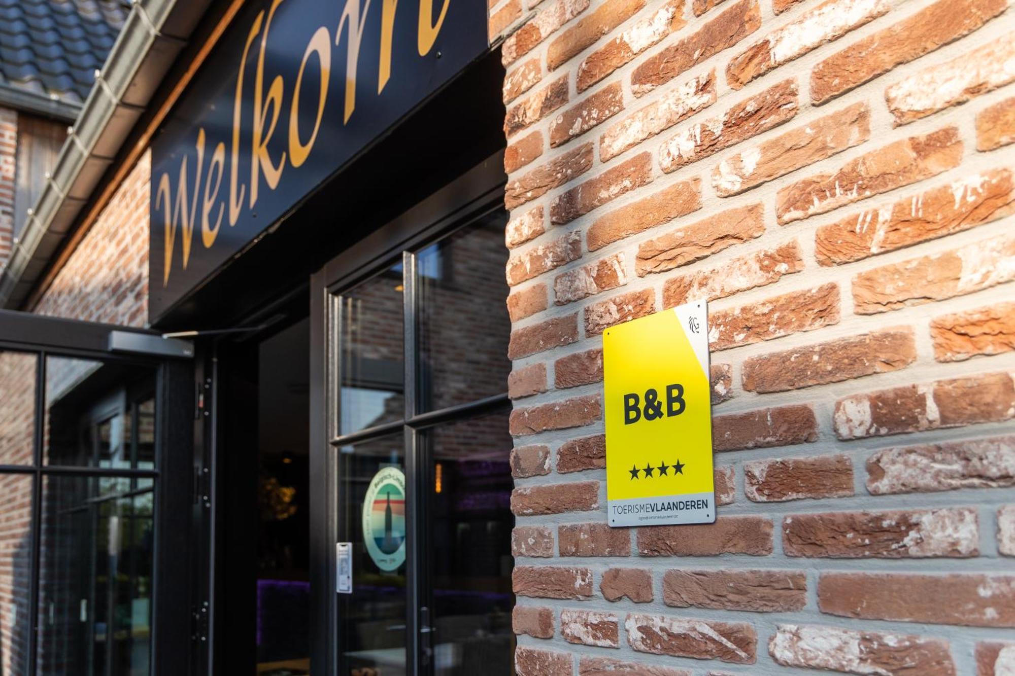 B&B Sasput 하셀트 외부 사진